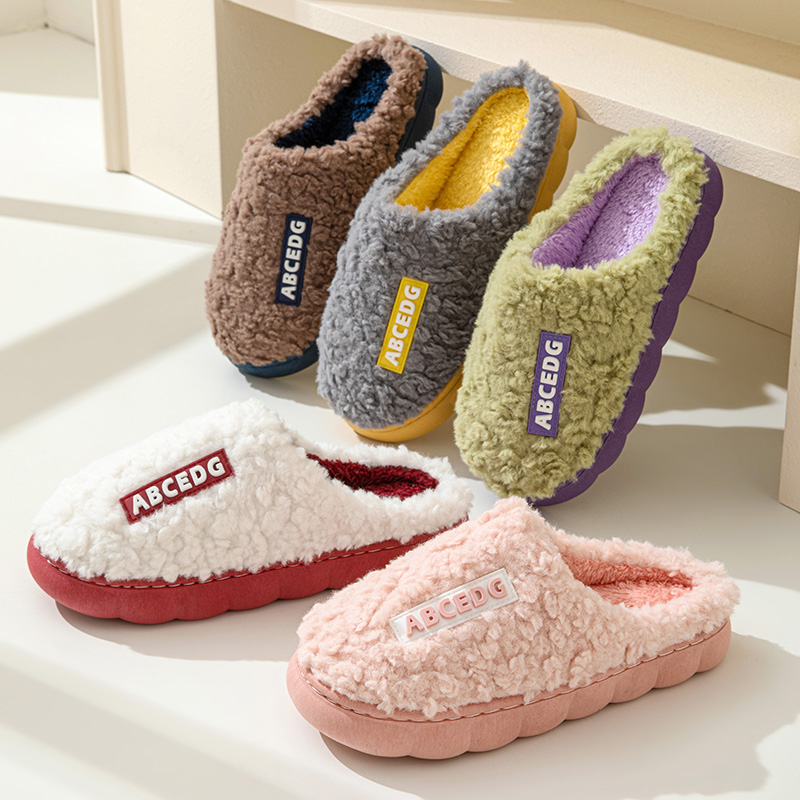 Modne zimowe kapcie dla par, a – Men Shoes For Winter recenzja i cena